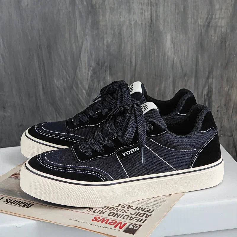 Tênis de skate masculino respirável em lona, estilo retrô, esportivo, casual, moderno, com sola plana de borracha com salto inferior a 1cm.