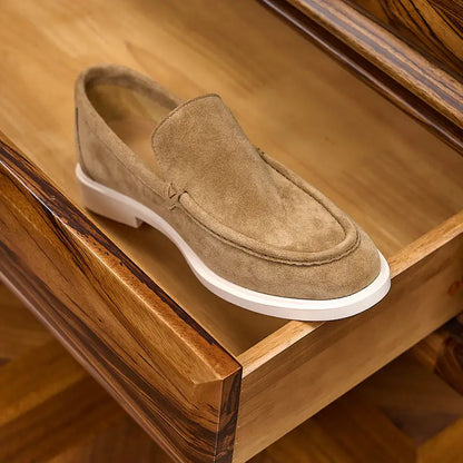 Sapatos masculinos de couro legítimo de alta qualidade, mocassins elegantes e versáteis para uso diário.