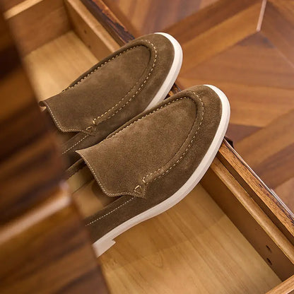 Sapatos masculinos de couro legítimo de alta qualidade, mocassins elegantes e versáteis para uso diário.