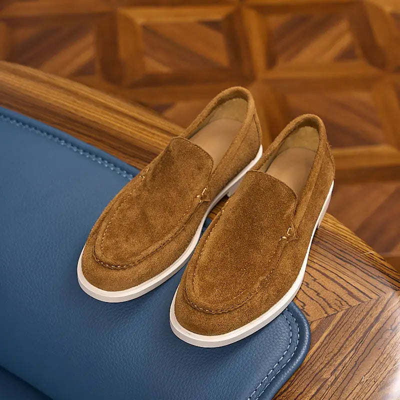 Sapatos masculinos de couro legítimo de alta qualidade, mocassins elegantes e versáteis para uso diário.