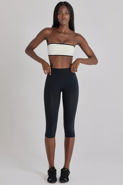 Soft Active Capri Leggings in Black