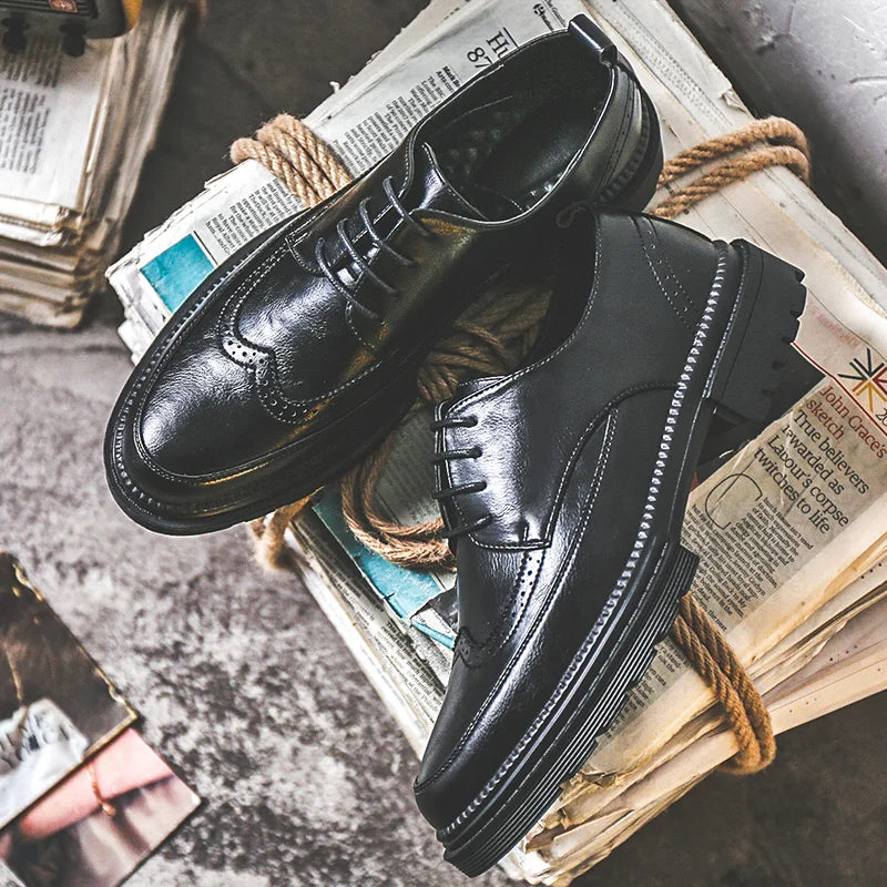 Novidade: Sapato Masculino Social de Plataforma em PU – Estilo Executivo, Antiderrapante e Formal (Ideal para Casamentos)
