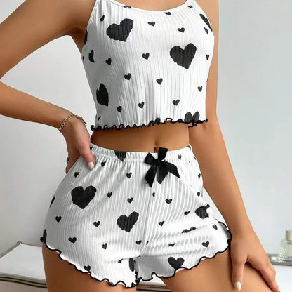 Conjunto de Pijama Feminino de 2 Peças com Estampa de Corações: Top Cropped Sem Mangas e Shorts – Roupa de Dormir e de Ficar em Casa Macia e Confortável para o Verão