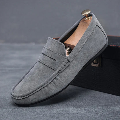 Novos mocassins plus size com franjas em estilo retrô, modernos e perfeitos para todas as estações