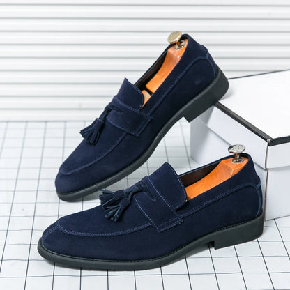 Sapatos sociais masculinos de tamanho grande, em couro, mocassins de verão para casamento, com bico fino, estilo outono.