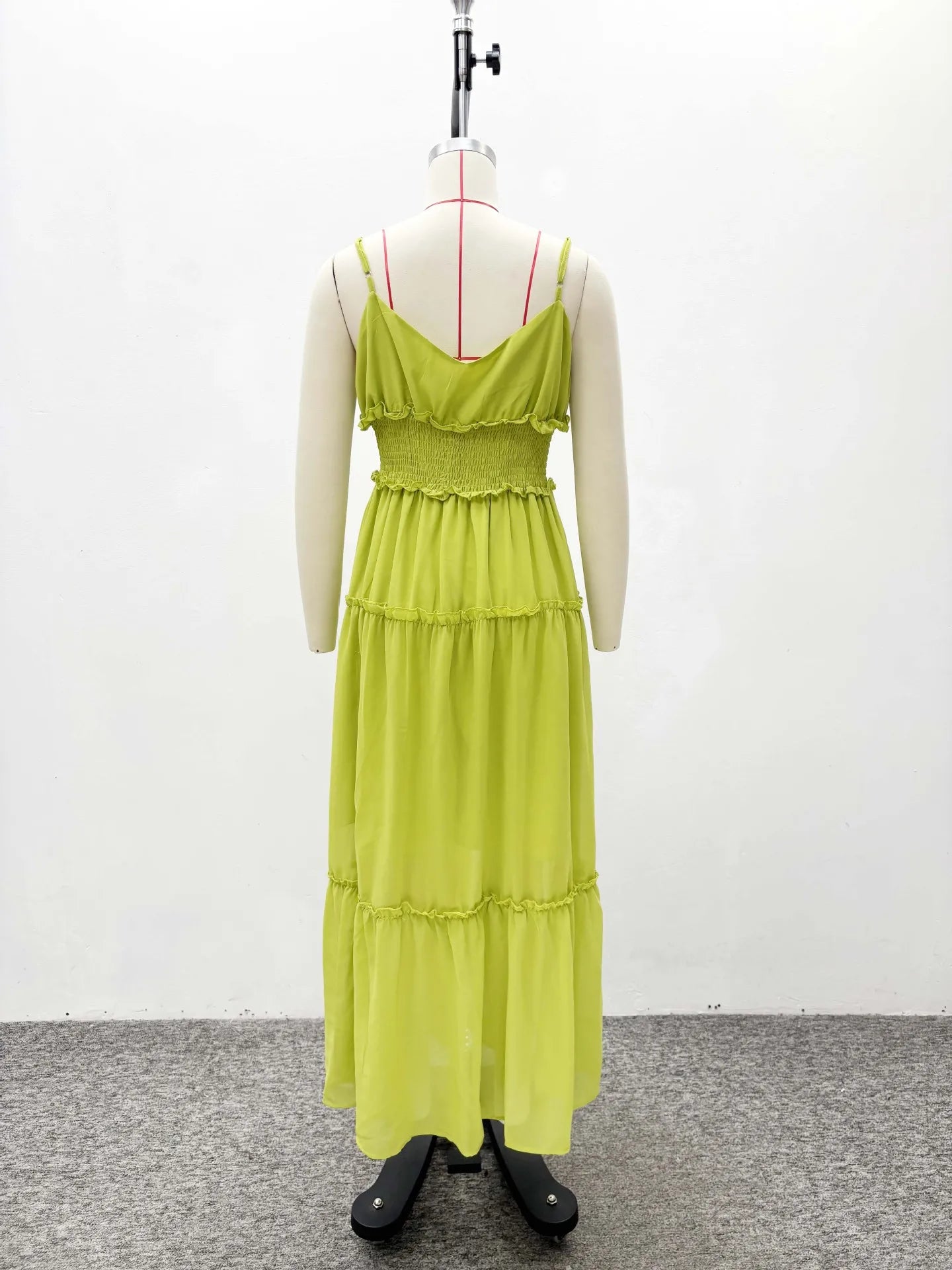 Vestido Feminino com Decote em V, Sem Mangas, Estilo Maxi com Detalhe Franzido (Smocked) – Vestido de Verão/Praia (Tam. P ao XG)