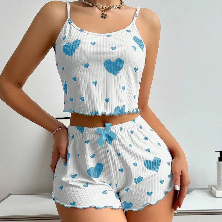 Conjunto de Pijama Feminino de 2 Peças com Estampa de Corações: Top Cropped Sem Mangas e Shorts – Roupa de Dormir e de Ficar em Casa Macia e Confortável para o Verão