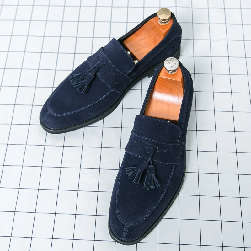 Sapatos sociais masculinos de tamanho grande, em couro, mocassins de verão para casamento, com bico fino, estilo outono.