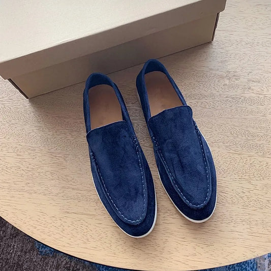 Sapatos casuais de cano alto em pele de carneiro, estilo coreano, para homens, mocassins confortáveis e estilosos com sola de borracha.