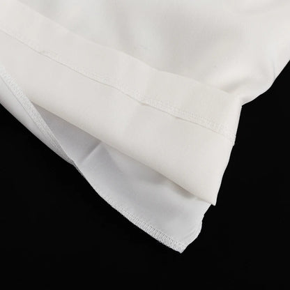 Vestido longo elegante e sofisticado para festas femininas, com cintura marcada por botões, fenda alta e ideal para jantares de gala.