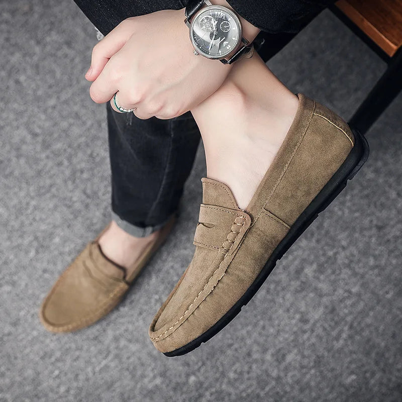 Novos mocassins plus size com franjas em estilo retrô, modernos e perfeitos para todas as estações