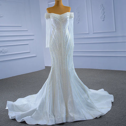 Vestido de Noiva Jancember Estilo Sereia Justo com Pérolas e Decote Ombro a Ombro