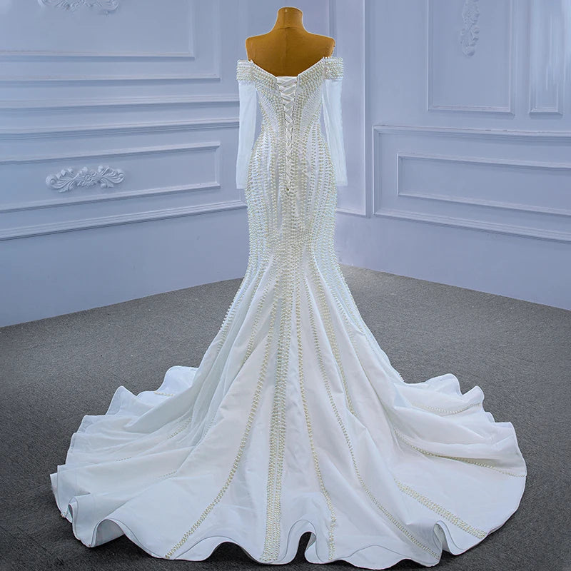 Vestido de Noiva Jancember Estilo Sereia Justo com Pérolas e Decote Ombro a Ombro