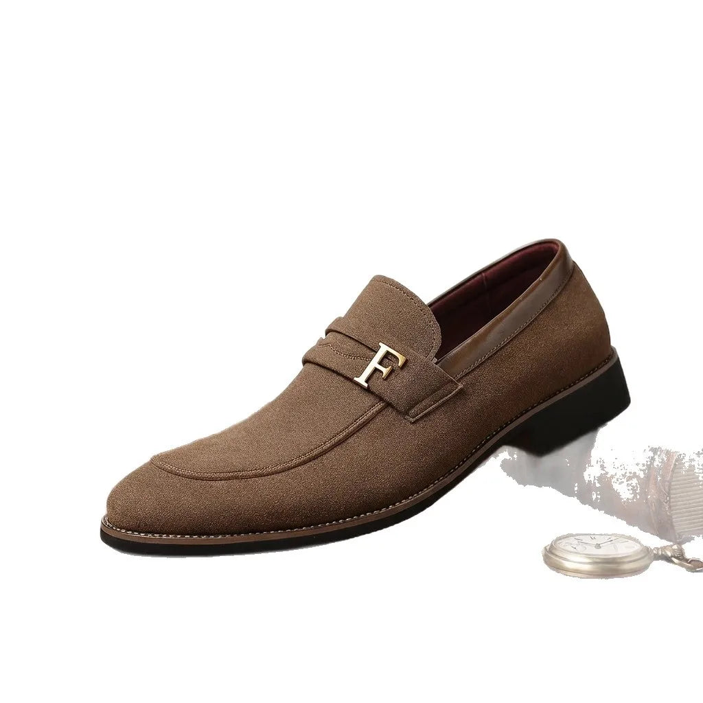 Sapatos casuais masculinos de estilo britânico, versáteis, retrô e confortáveis, feitos à mão em couro nobuck de alta qualidade.