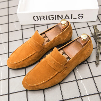 Mocassins sociais de couro camurça PU, tamanhos grandes 39 a 46, bico fino, para uso formal no escritório.