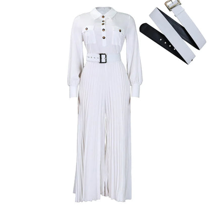 Macacão feminino de inverno com design moderno, modelagem solta e pregas, pernas largas, elegante para o escritório, com mangas compridas e cinto.