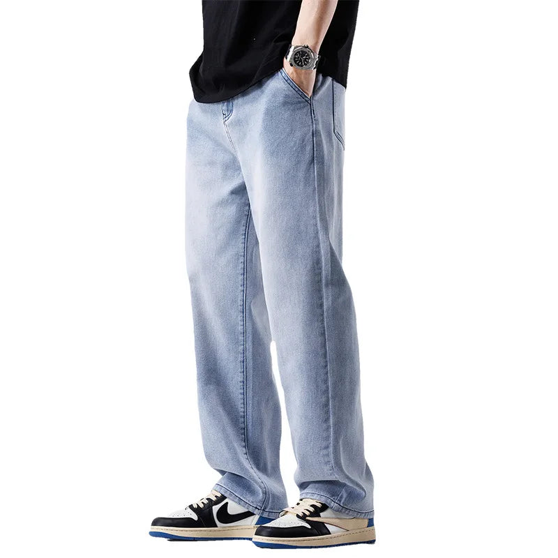 Jeans estilo europeu e americano com rasgos e visual vintage — modelo casual e folgado (baggy) — pronta-entrega.