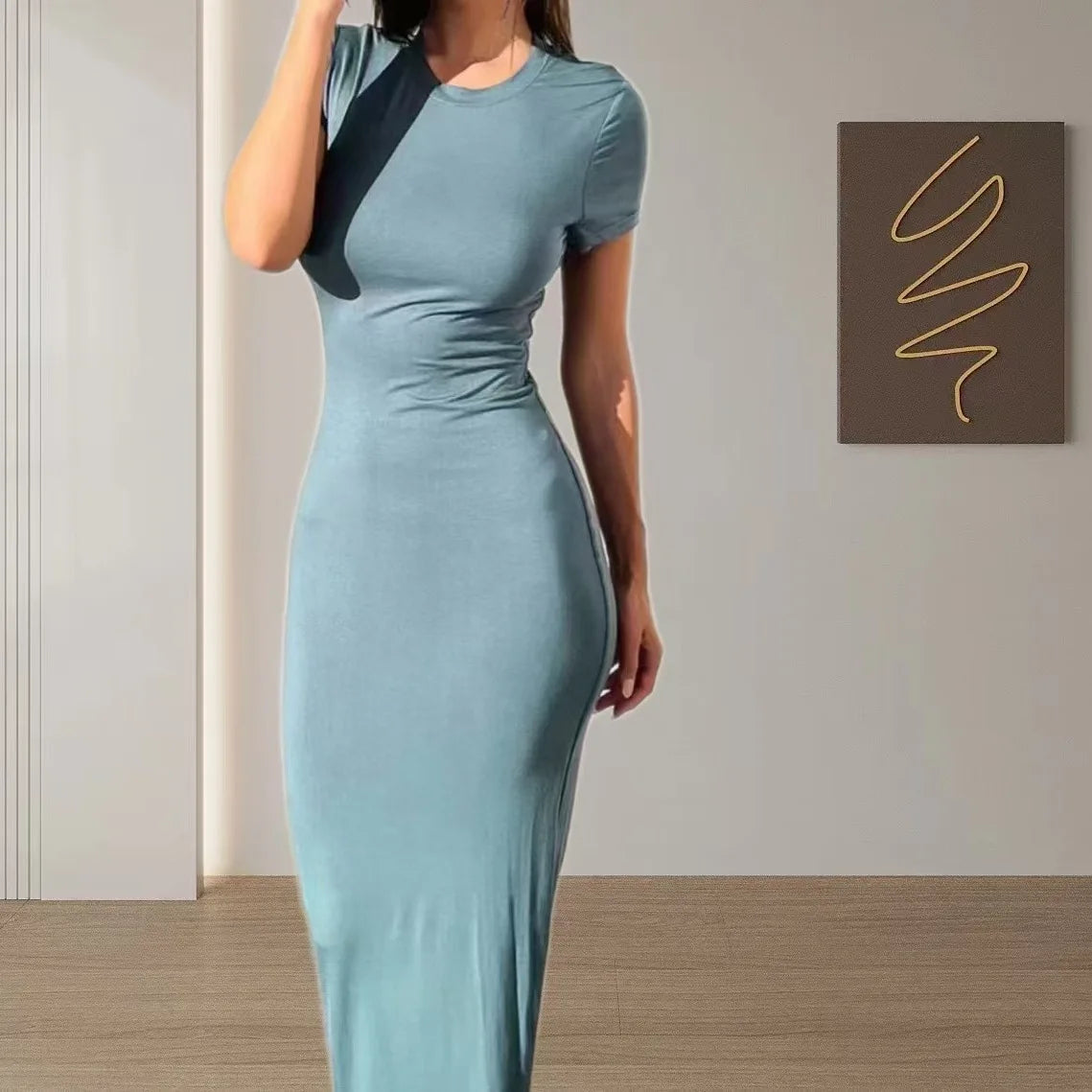 Vestido midi feminino de cor sólida, justo ao corpo, manga curta, elegante, macio, versátil para primavera/verão, ideal para festas, ocasiões casuais e uso diário.