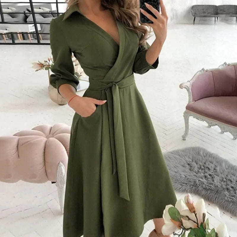 Novo vestido longo feminino de outono com estampa geométrica, decote em V, estilo camisa color block, com laço na lapela e barra assimétrica.