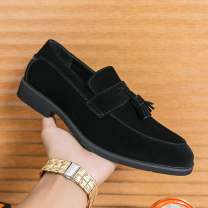 Sapatos sociais masculinos de tamanho grande, em couro, mocassins de verão para casamento, com bico fino, estilo outono.