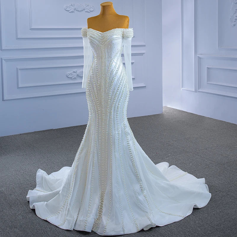 Vestido de Noiva Jancember Estilo Sereia Justo com Pérolas e Decote Ombro a Ombro