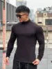 Suéter Masculino Listrado Versátil de Manga Longa e Gola Média (Slim Fit)