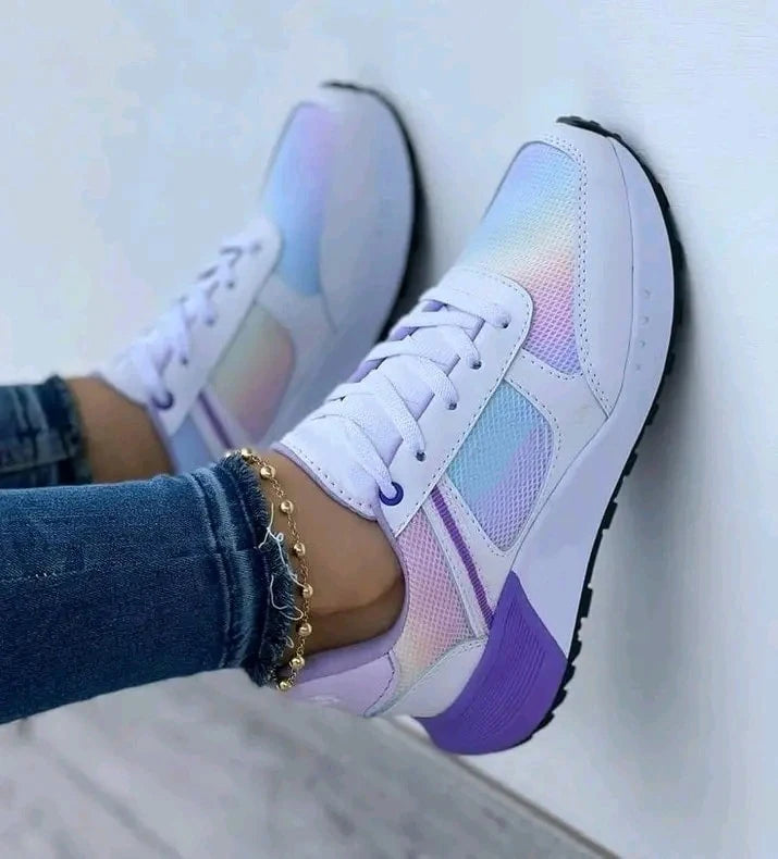 Tênis feminino novo, em mesh respirável, com plataforma, estilo esportivo, cores sortidas, cadarço, casual, vulcanizado.