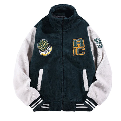 Jaqueta Varsity Masculina Preta e Branca com Patch de Letras, Zíper, Solta, de Inverno, em Fleece.