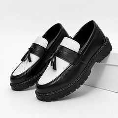 Sapatos masculinos, sapatos de couro, mocassins - estilo britânico casual de sola grossa e salto alto, moderno e confortável.