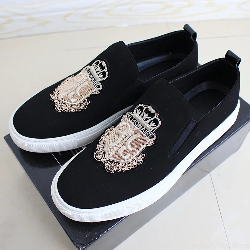 Sapato liso de couro de camurça preta masculino, bordado de luxo, mocassins de maré, sapato casual de festa, novo, 2022