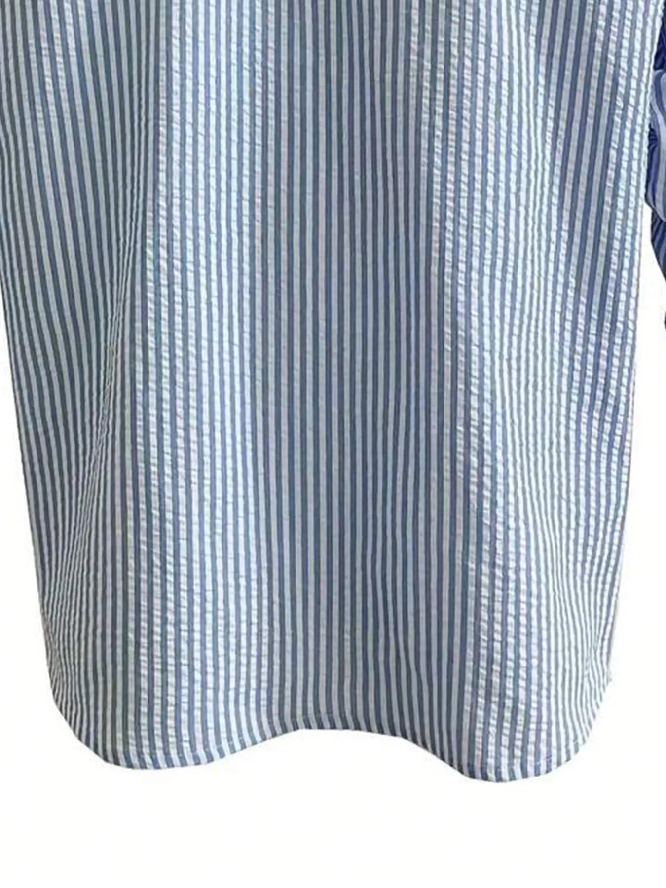 Camisa Masculina de Manga Longa Listrada com Corte Solto, Estilosa e Confortável para Uso Casual em Todas as Estações, Ideal para Atividades ao Ar Livre