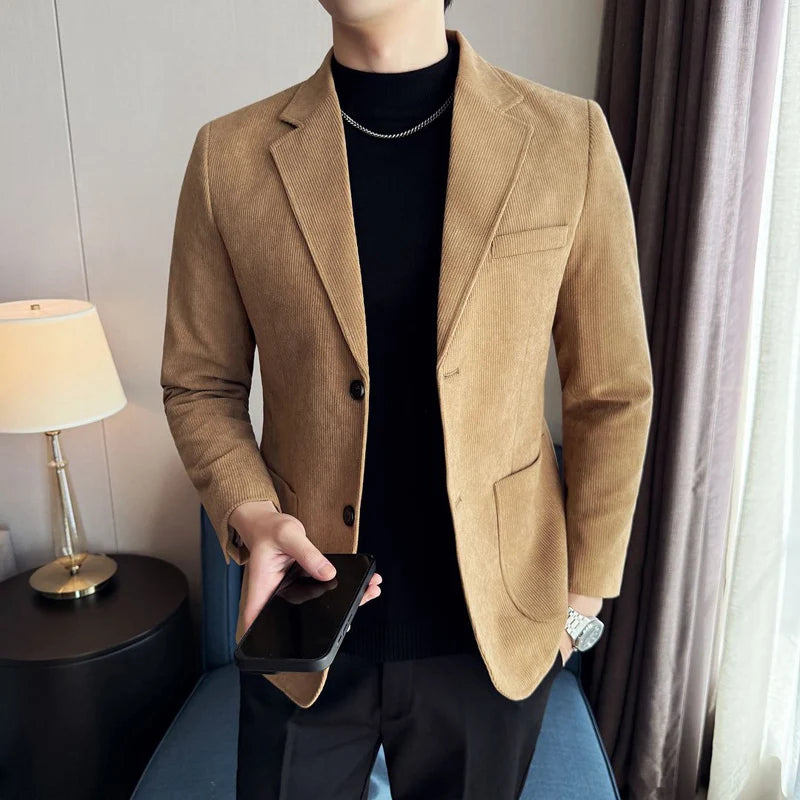 Trajes de Corduroy São Sofisticados, Elegantes, Modernos e Versáteis. São ideais para banquetes casuais, compras, viagens, outono.