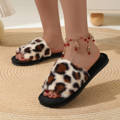 Chinelo feminino da moda, em algodão felpudo, quente, leve, com sola plana em EVA, antiderrapante, confortável, ideal para inverno e outono.