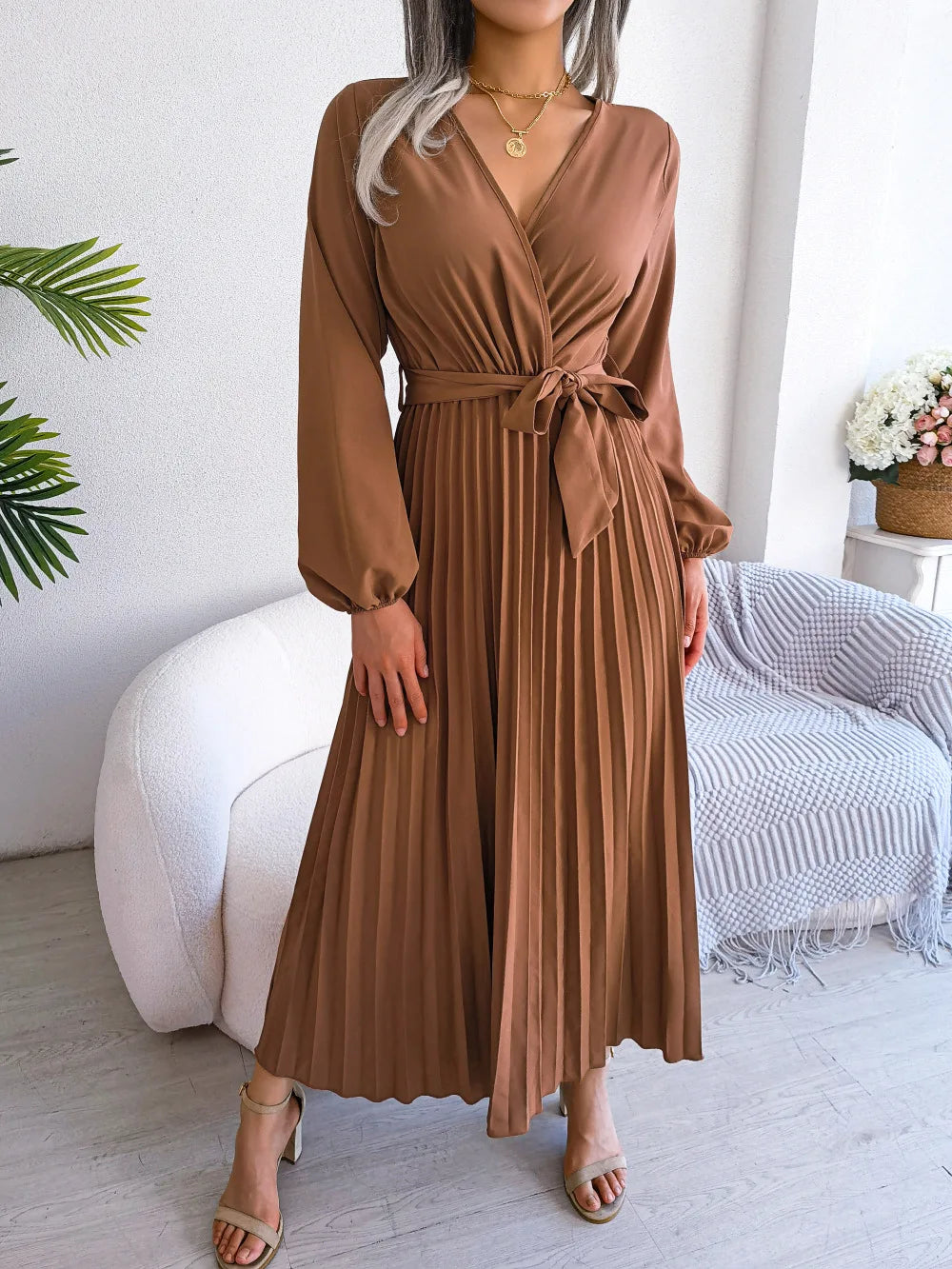 Elegante V Neck manga comprida das mulheres plissado vestido Maxi