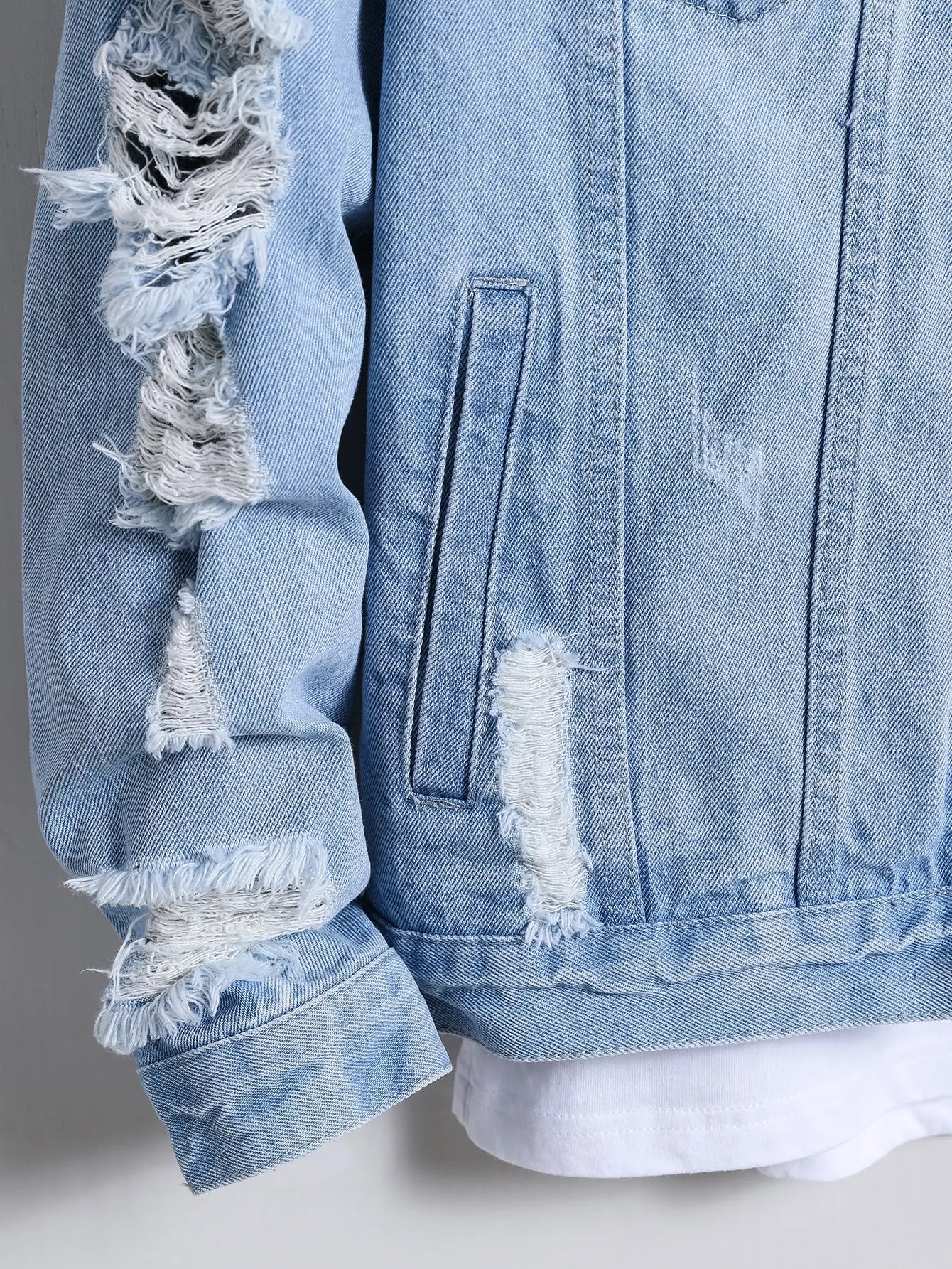 Jaqueta de Jeans Masculina para Primavera e Outono. Jaqueta de Jeans Azul Claro com Rasgos. Estilo de Rua. Casual Diário.