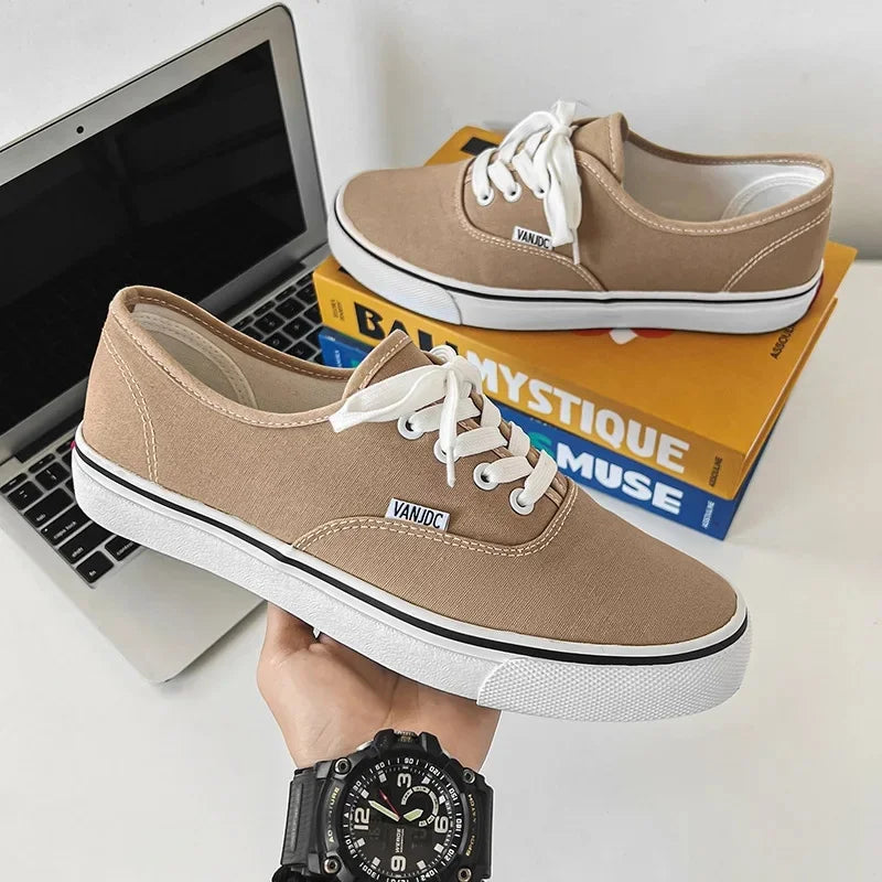 Primavera novos sapatos de lona clássicos masculinos respirável casual versátil estilo hong kong versão coreana pequenos sapatos de placa de público