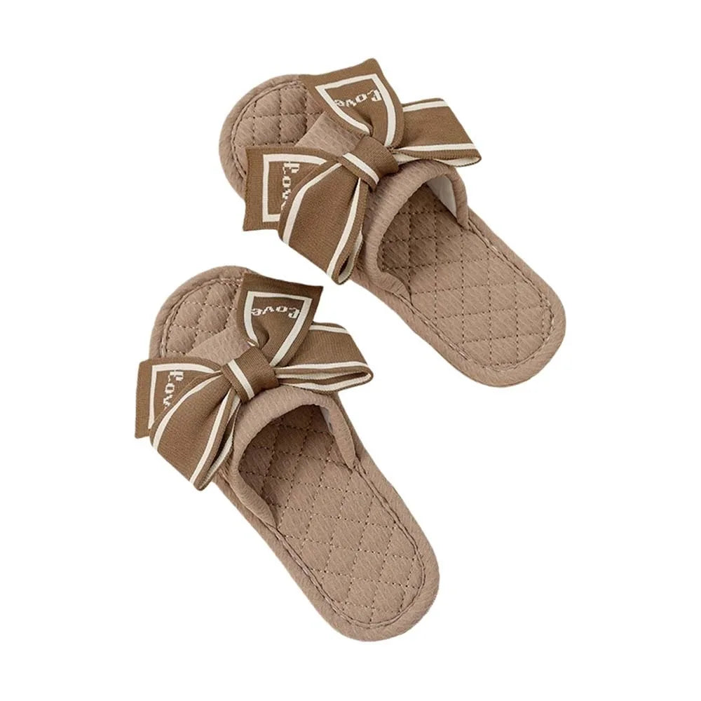 Chinelo de chão com laço Love Bow, plataforma plana e silenciosa, em tecido macio, para uso interno, ideal para mulheres.