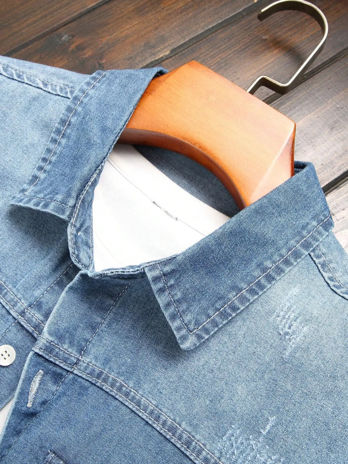Camisas de Jeans Masculinas para Primavera e Outono. Camisas de Denim Azuis. Tendência e moda. Estilo Casual Diário para Rua.