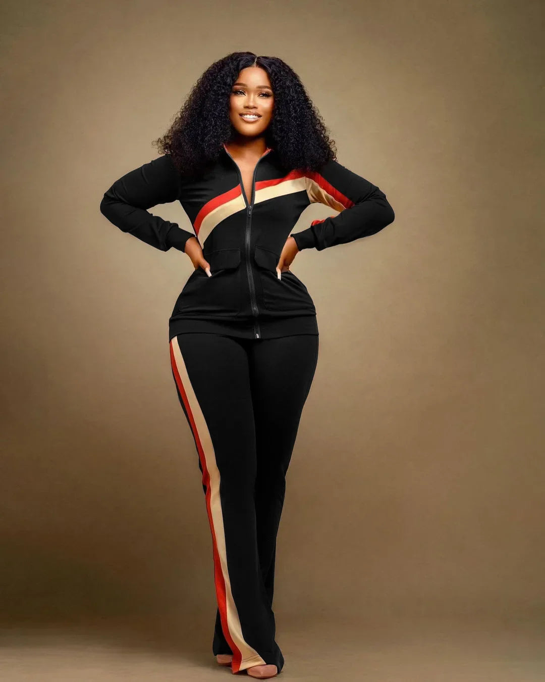 Conjunto de emenda listrada de duas peças esportivo feminino casual fashion