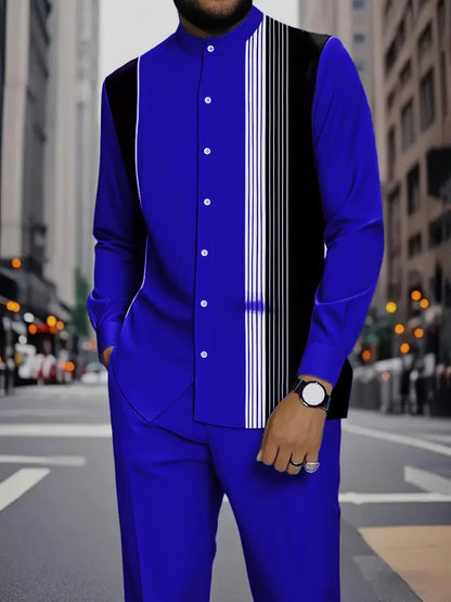 Conjunto de duas peças masculino com camisa de manga comprida com gola alta e estampa de listras verticais coloridas e calça.