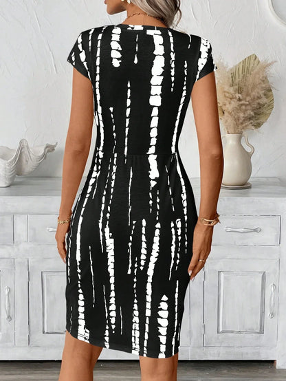 Vestido Casual Bodycon Feminino com Estampa em Toda a Peça na Cor Preta