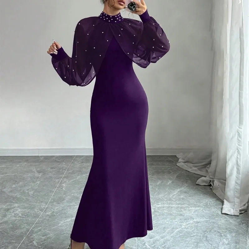 Vestido Longo Feminino de Festa com Gola Alta, Miçangas e Patchwork em Tule, Modelo Evasê, Coleção Primavera 2026