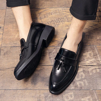 Sapatos de Couro com Franjas para Casamento Masculino, Mocassins Clássicos Formais de Couro, Sapatos Casuais de Negócios para Homens, Sapatos Sociais Brogue