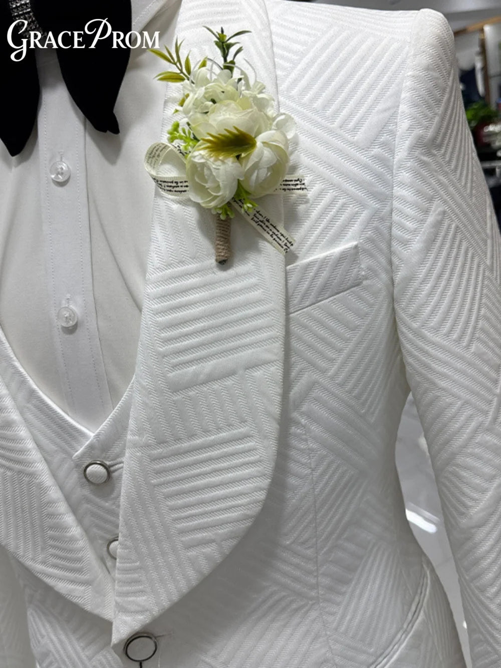 Elegante Terno Masculino Branco Geométrico Jacquard 3 Peças 2026 Formal com Lapela Xale para Noivo e Padrinhos – Ideal para Casamento, Baile de Formatura e Festas