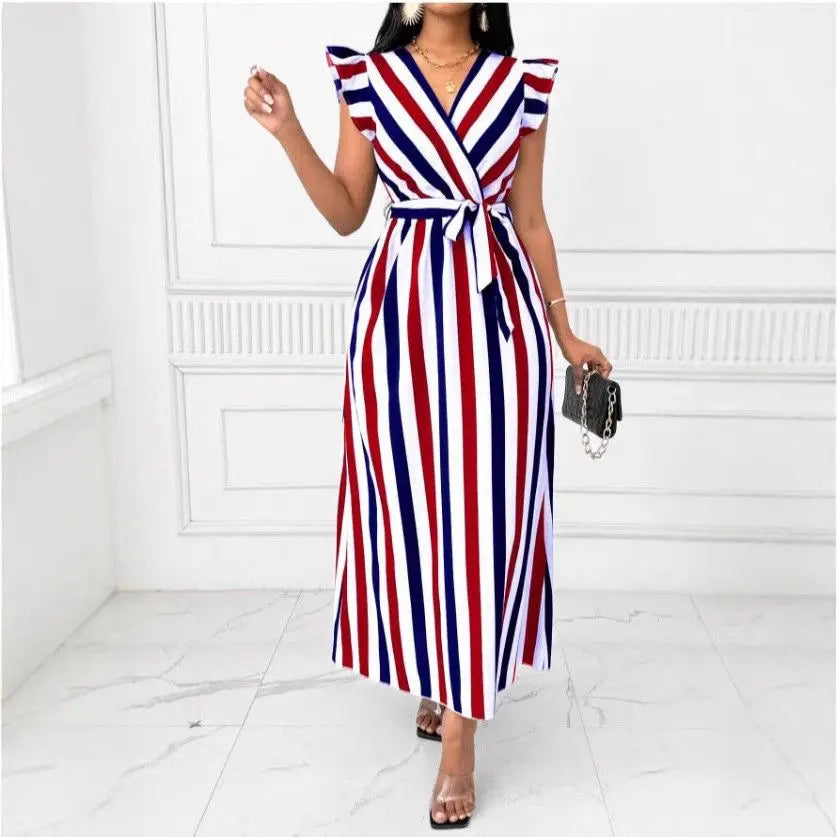 Vestido Longo Elegante Estampado com Decote em V e Cinto na Cintura, Listras, Estilo Casual Verão 2025, Moda Feminina, Peça Única para Passeio na Cidade