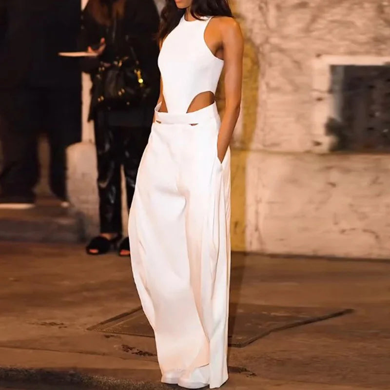 Estilo de design chique oco para fora macacões brancos sexy magro cintura alta perna larga playsuits elegante o colarinho sem mangas bolso macacão