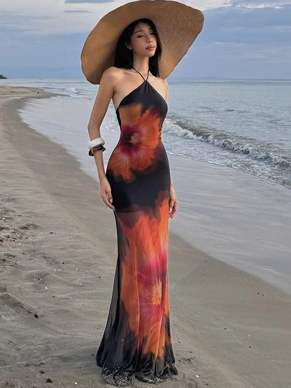Vestido de praia feminino Weird Puss com estampa floral transparente, decote halter, costas nuas, bandagem, sem mangas, para festas e baladas, elástico e justo ao corpo.