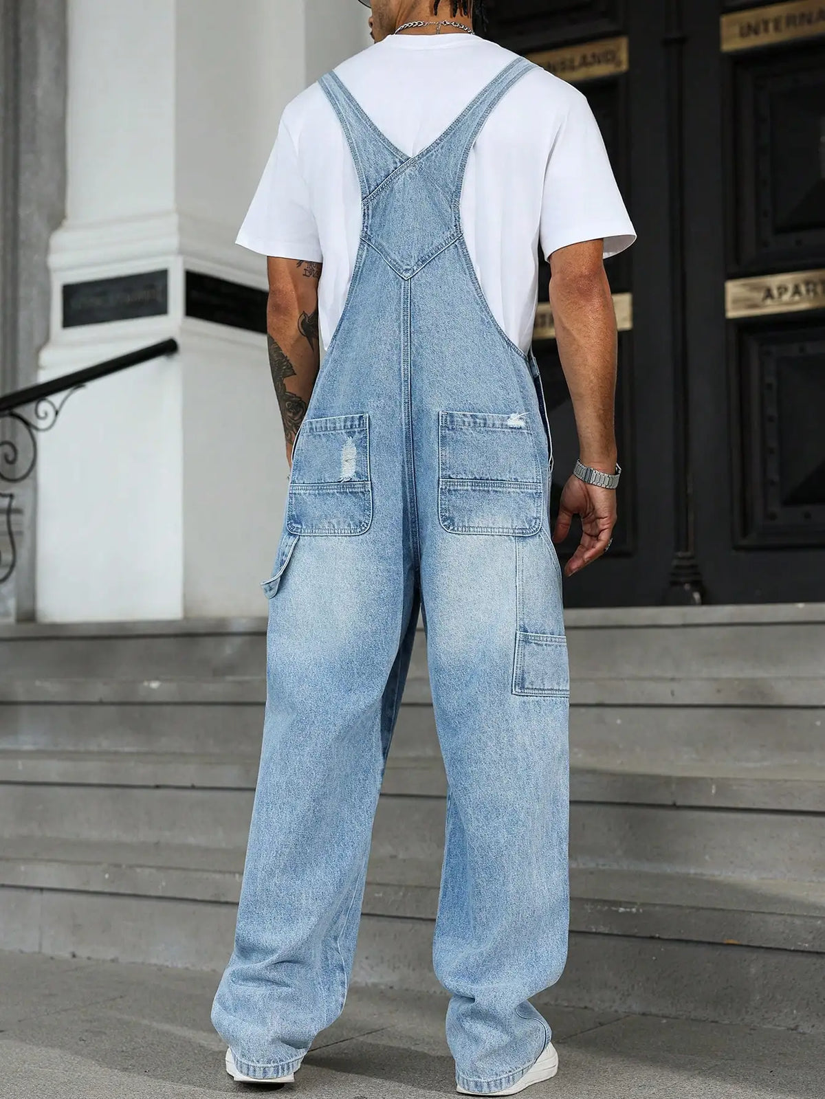 Macacão Jeans Masculino Moderno para o Verão, com Caimento Solto de Perna Larga, Design Rasgado e Estilo Urbano