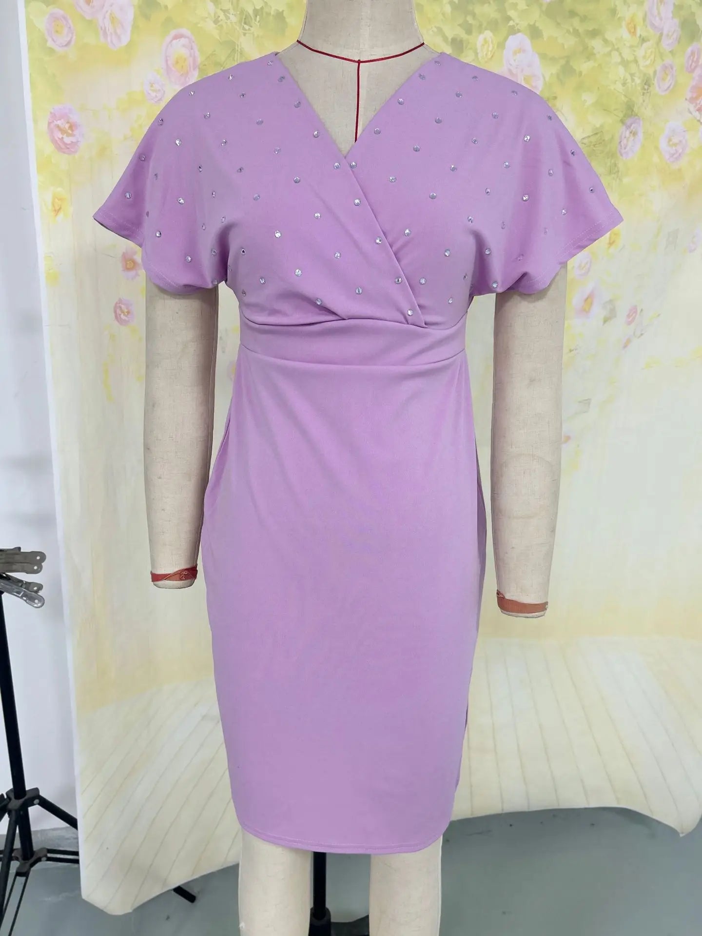 Vestido Elegante de Primavera e Outono com Estilo Hot Diamond, Sem Alças, Decote em V e Manga Curta para Mulheres, Vestidos de Mulheres, Robes Longues