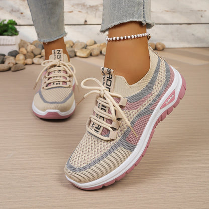 Tênis feminino casual de verão, novo estilo bicolor, versátil, para uso casual e no trabalho.